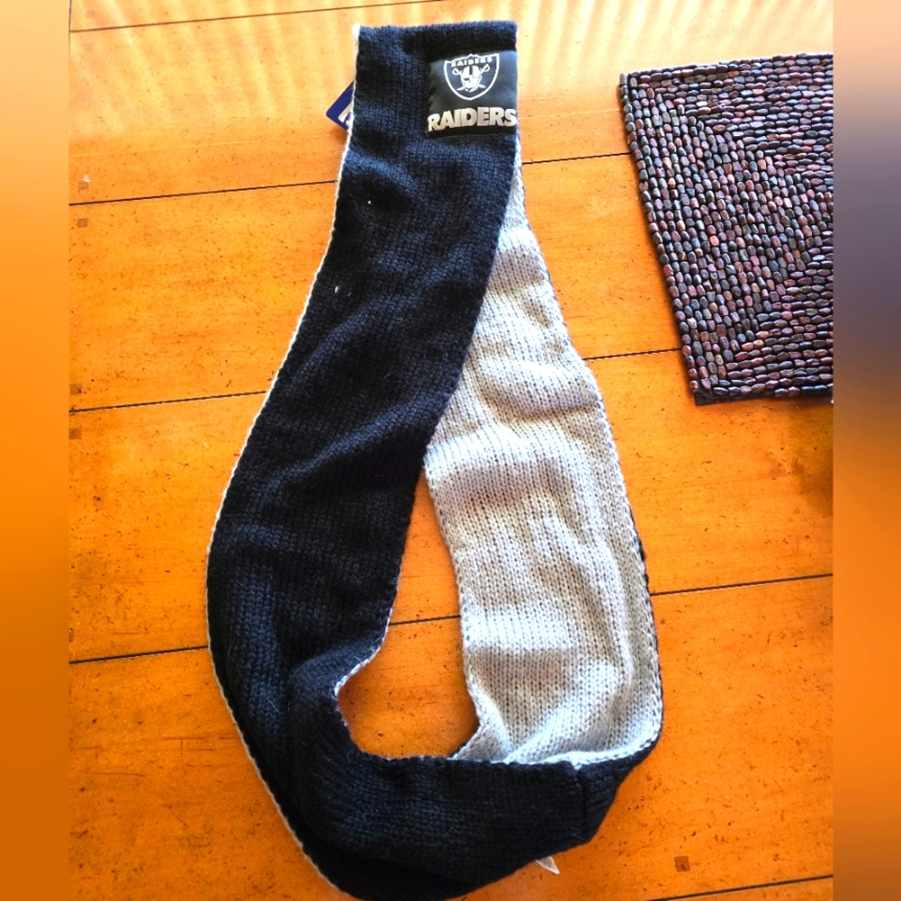 NEW NFL Raiders Infinity Scarf.